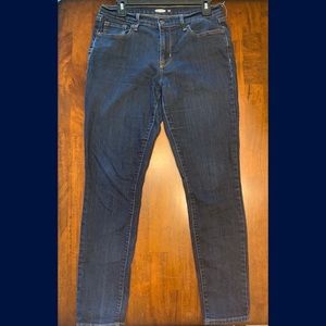 Old Navy Curvy Skinny Jeans
